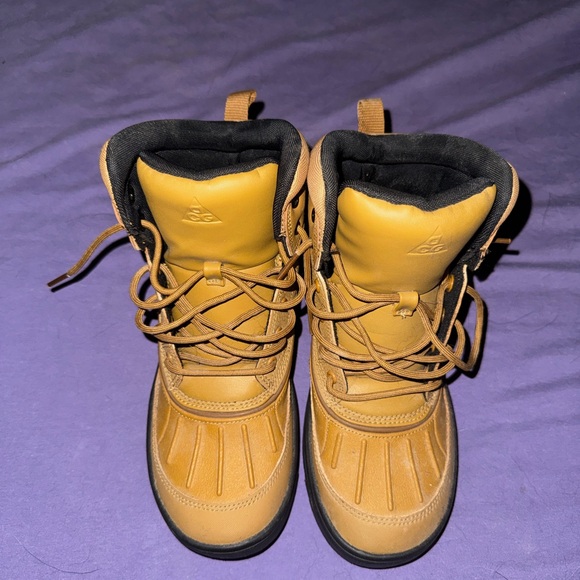NikeWoodside 2 High-Top Boots Y - Picture 6 of 6